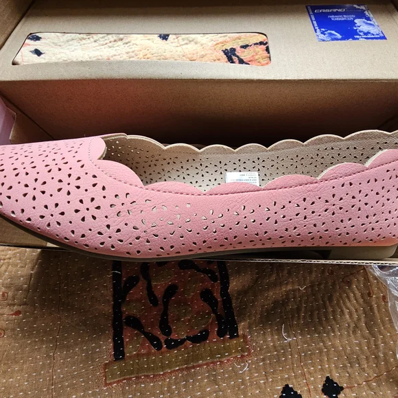 Serra Women's Pink Flats with Memory Foam Insole - Picture 6 of 6